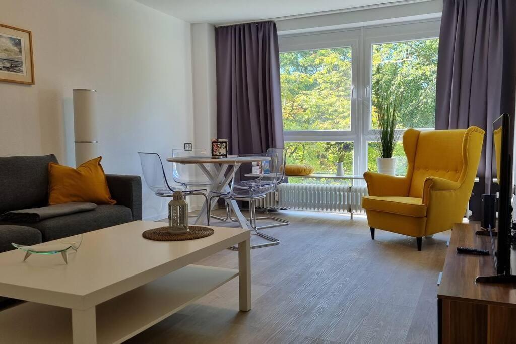 Strandappartement 2 Minuten Vom Suedstrand Вильгельмсхафен Экстерьер фото